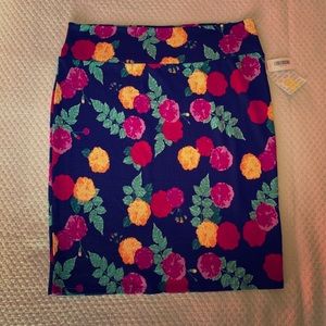 Lularoe “Cassie” pencil skirt